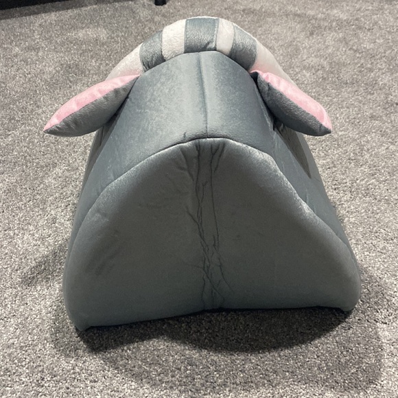 Cat bed. New without tags. - Picture 3 of 5